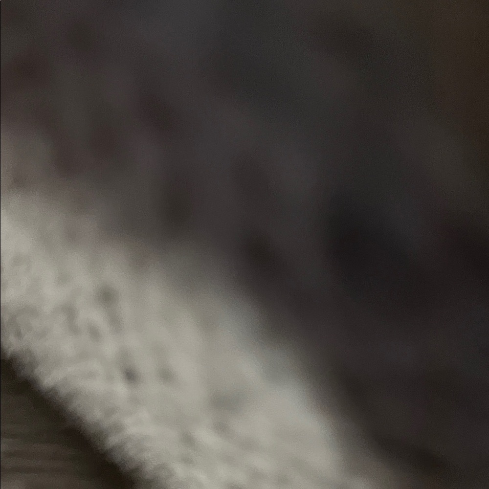 💥*3/$10* Mud Pie Gray and Cream V-Neck Sweater - Picture 6 of 7